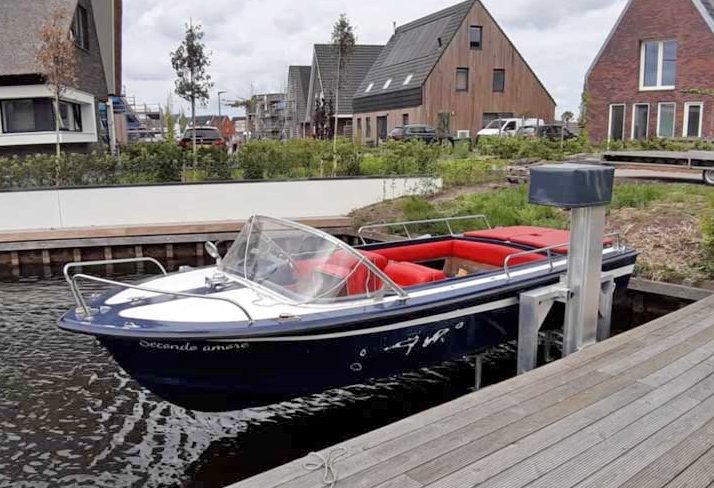 Ontdek de Voordelen van een Bootlift voor Uw Boot