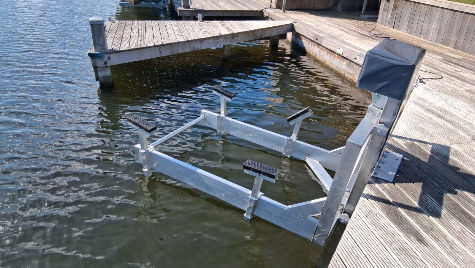 Boat Shelter with Boat Lift – photo 4